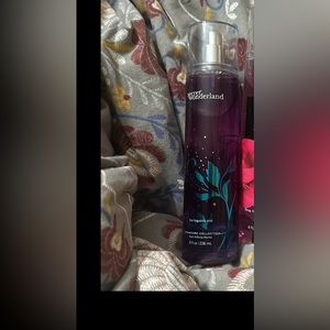 Secret wonderland bath and body works 8 oz spray